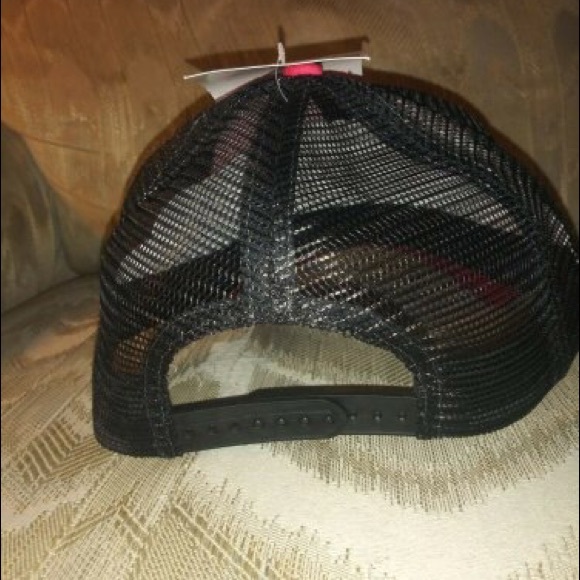 Trip Advisor Snapback Hat Mesh Back Adjustable Red Black Cap America i3025 NWT - Picture 3 of 8